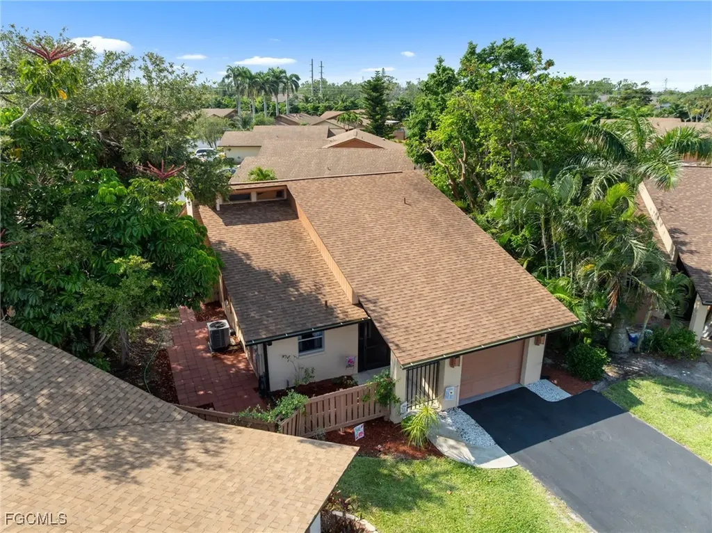 6443 Royal Woods Drive Fort Myers FL 33908