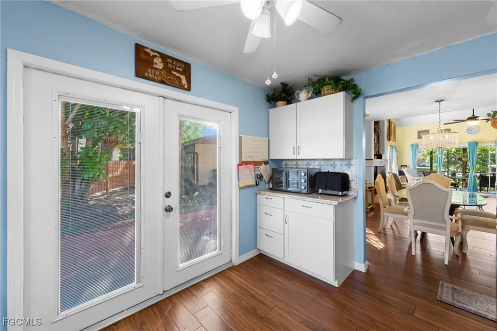 6443 Royal Woods Drive Fort Myers FL 33908