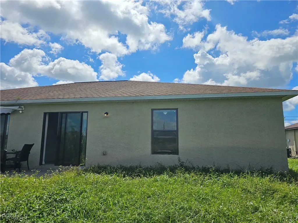 545 SE 4th Terrace Cape Coral FL 33990