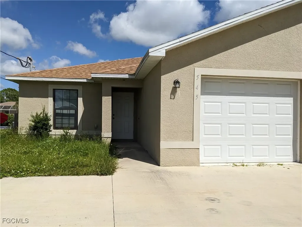 545 SE 4th Terrace Cape Coral FL 33990