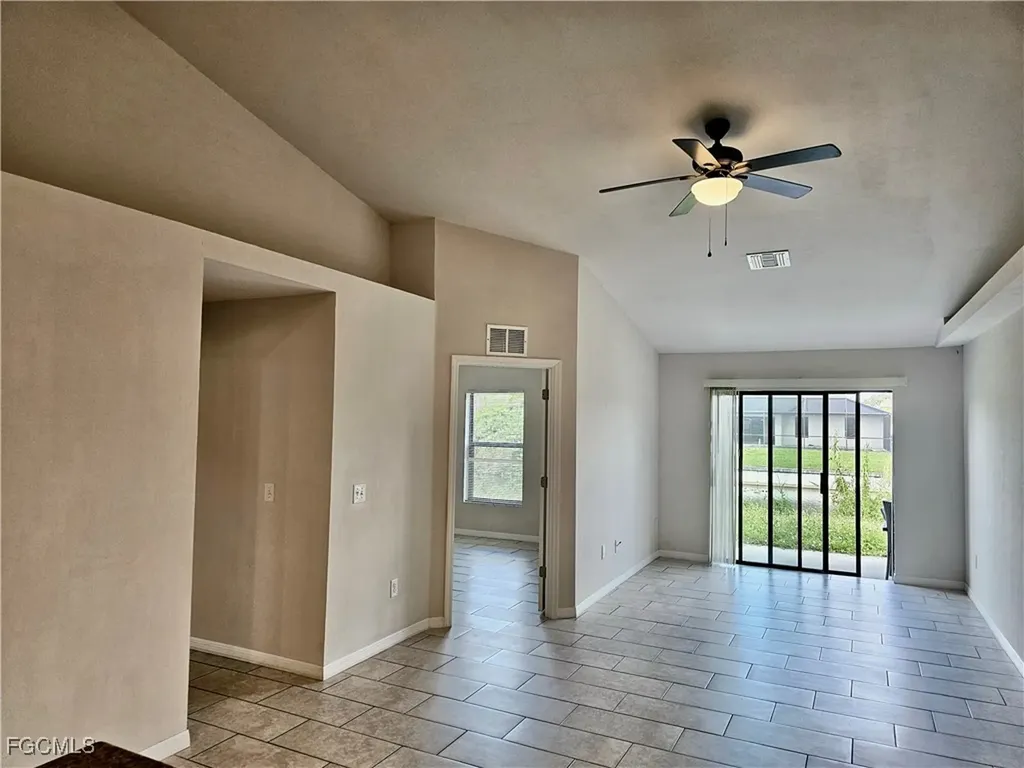 545 SE 4th Terrace Cape Coral FL 33990
