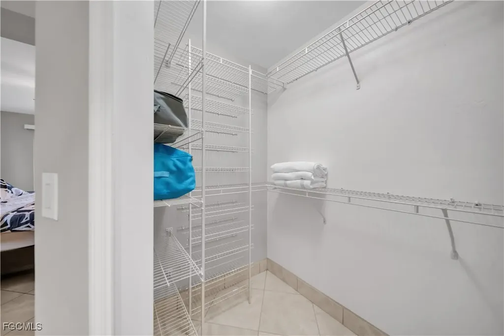 3746 SE 1st Place Cape Coral FL 33904