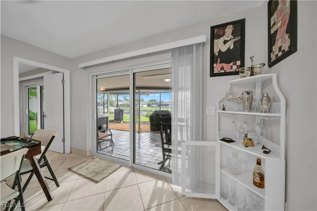 3746 SE 1st Place Cape Coral FL 33904