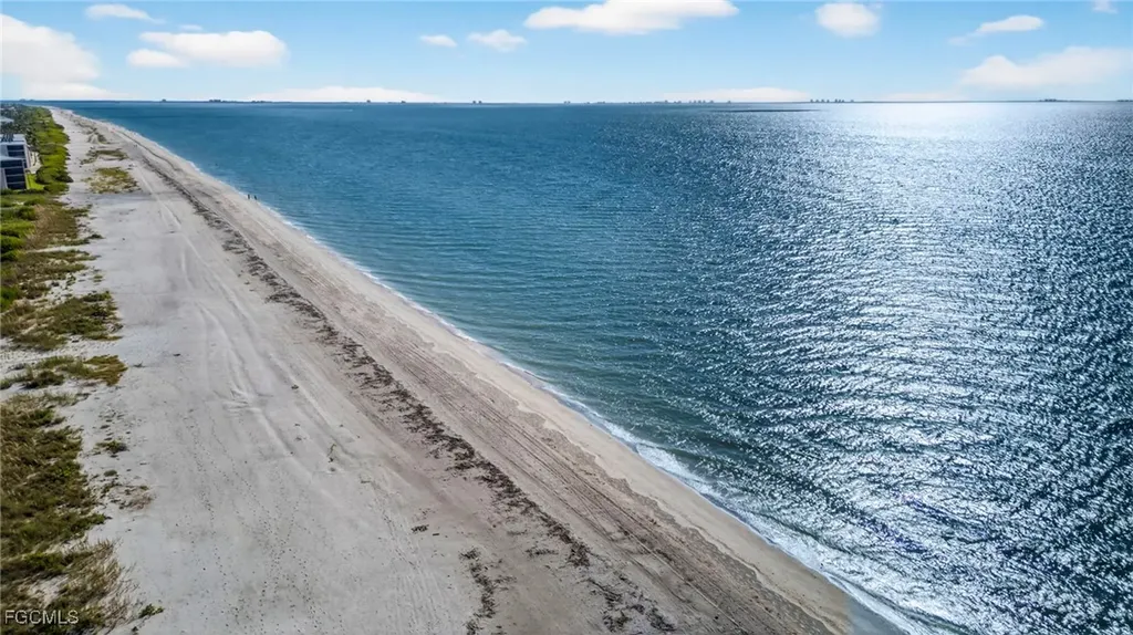 1610 Middle Gulf Drive Sanibel FL 33957