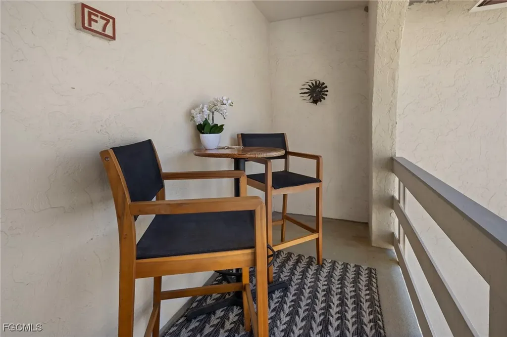 1610 Middle Gulf Drive Sanibel FL 33957