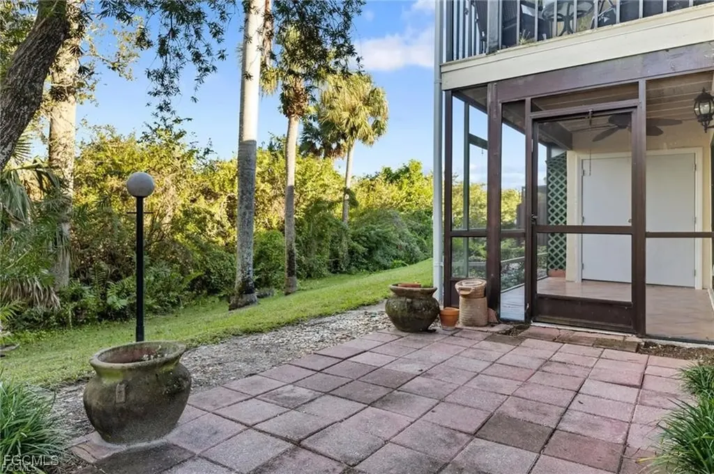 5705 Foxlake Drive North Fort Myers FL 33917