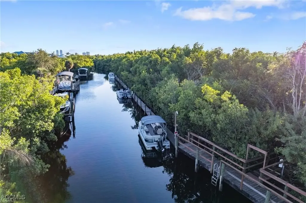 5705 Foxlake Drive North Fort Myers FL 33917