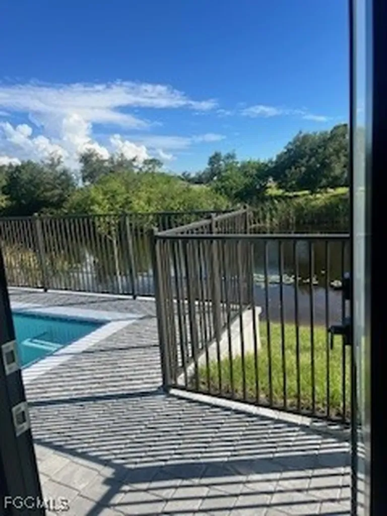 2010 NW 6th Terrace Cape Coral FL 33993