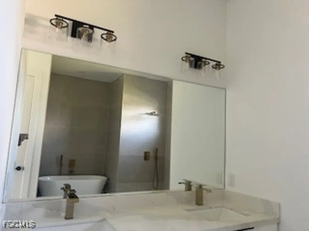 2010 NW 6th Terrace Cape Coral FL 33993