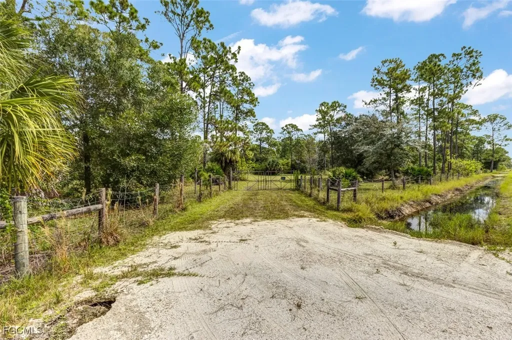 2201 Riviera Avenue Clewiston FL 33440