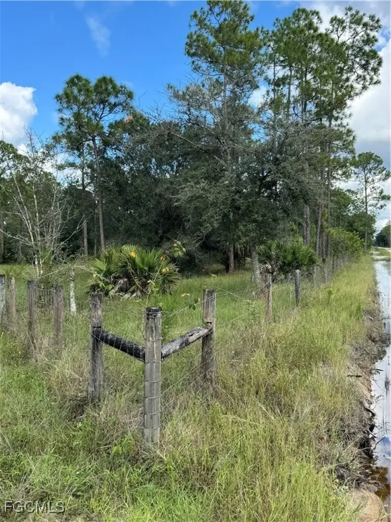 2201 Riviera Avenue Clewiston FL 33440