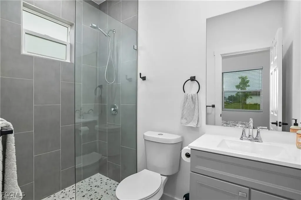 4717-4719 25th Street SW Lehigh Acres FL 33973