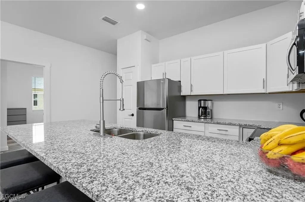 4717-4719 25th Street SW Lehigh Acres FL 33973