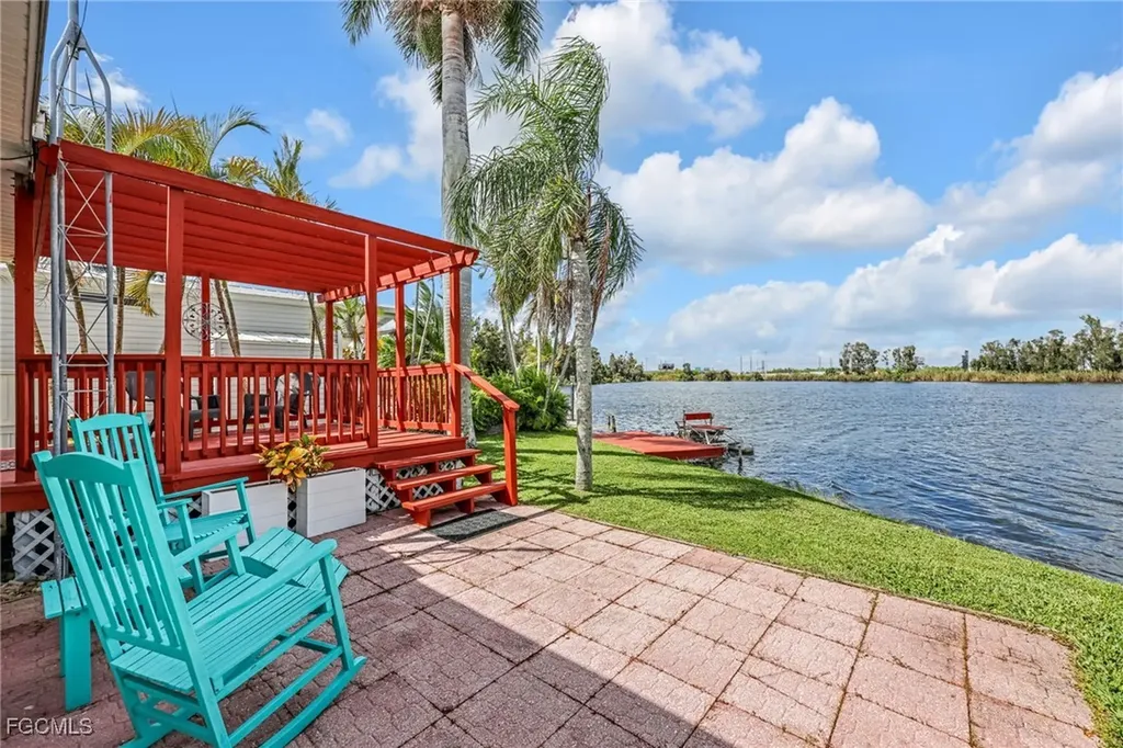 7031 Armadillo Way Fort Myers FL 33967