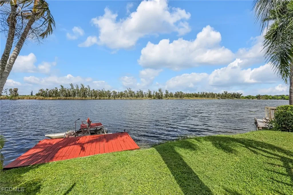 7031 Armadillo Way Fort Myers FL 33967