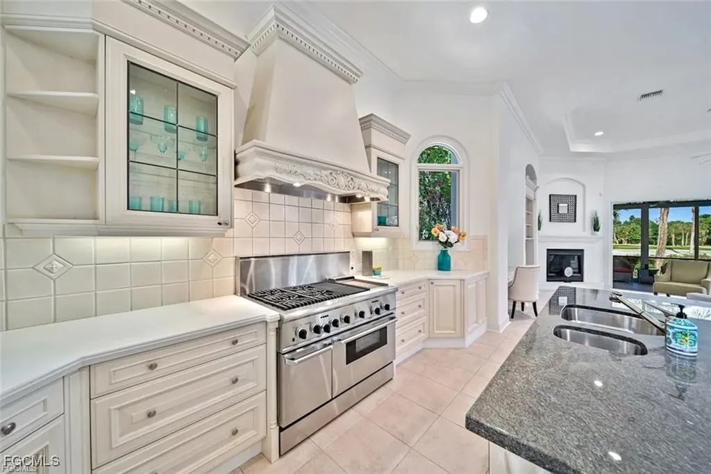 2402 Wulfert Road Sanibel FL 33957