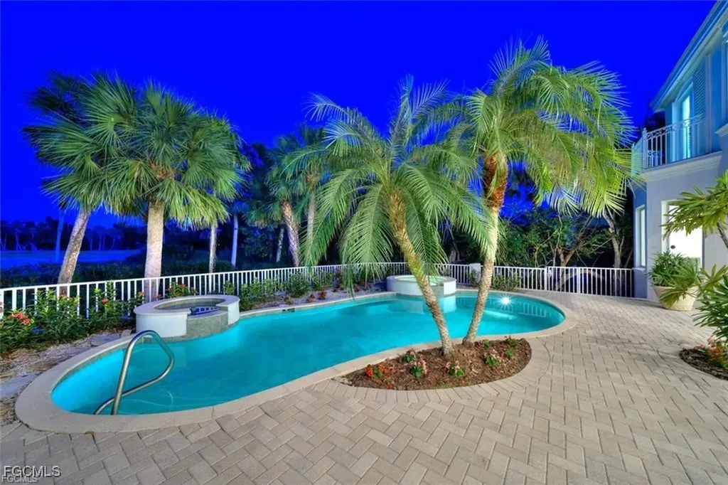2402 Wulfert Road Sanibel FL 33957