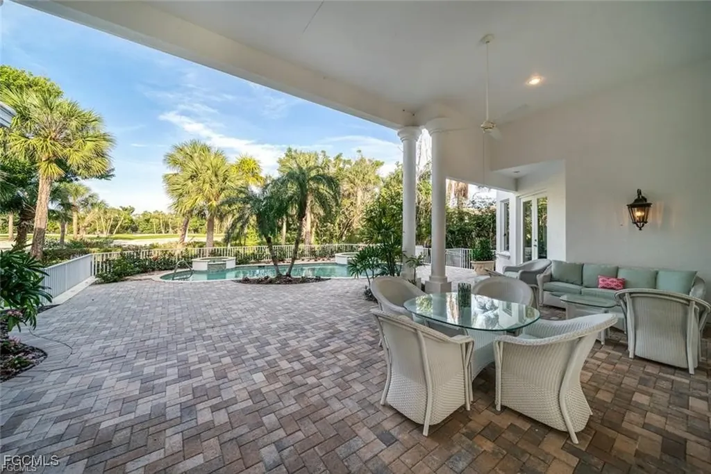 2402 Wulfert Road Sanibel FL 33957