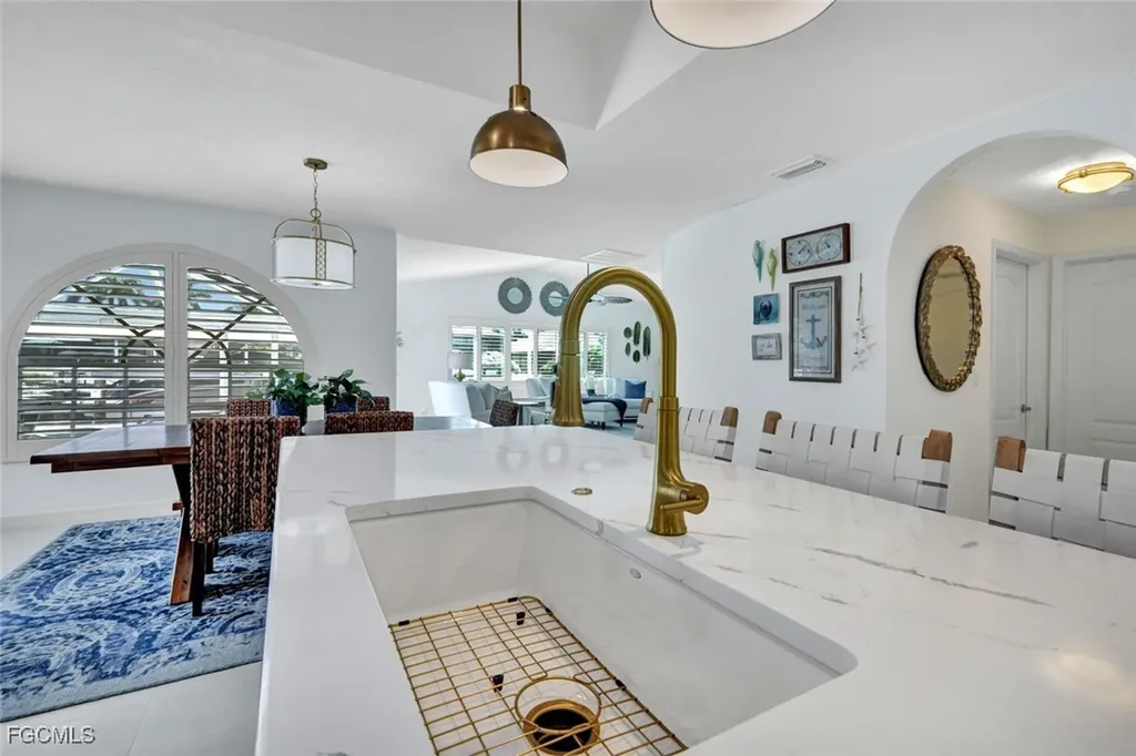 2310 SW 43rd Terrace Cape Coral FL 33914