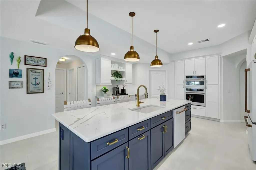 2310 SW 43rd Terrace Cape Coral FL 33914