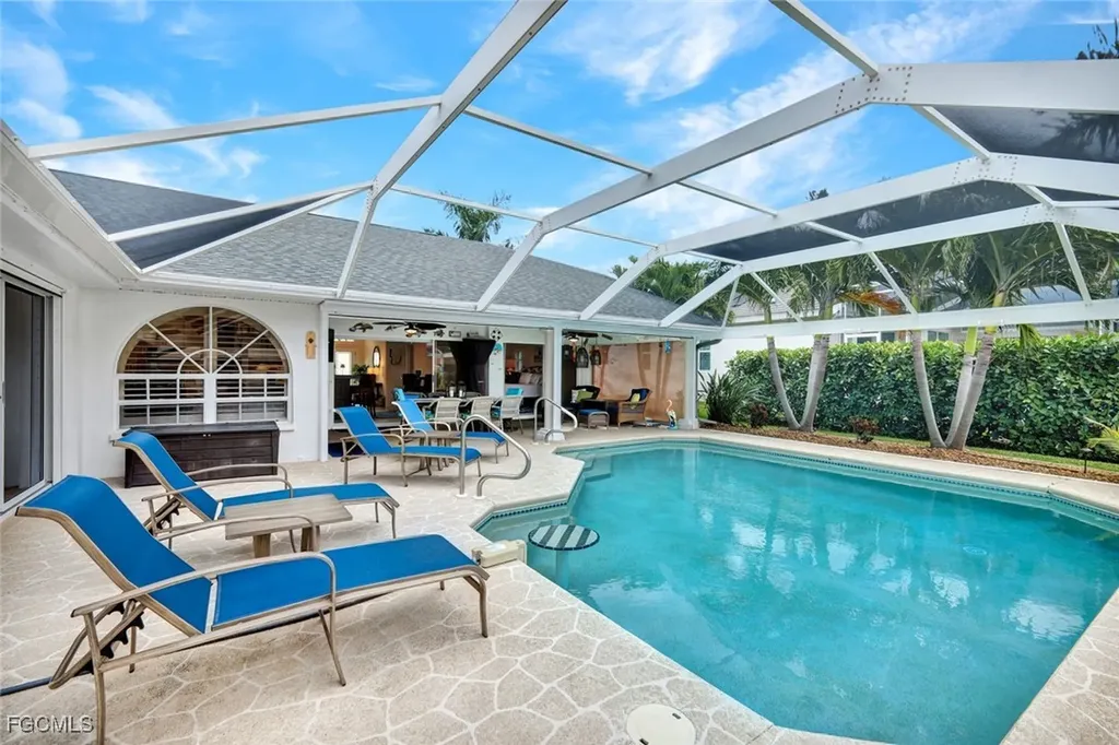 2310 SW 43rd Terrace Cape Coral FL 33914