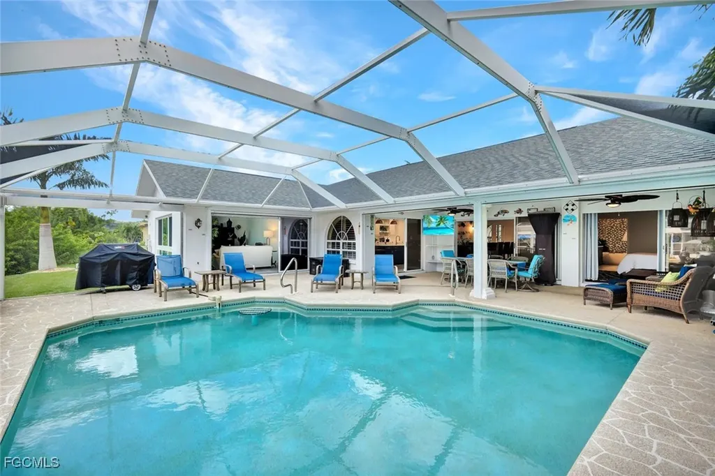 2310 SW 43rd Terrace Cape Coral FL 33914