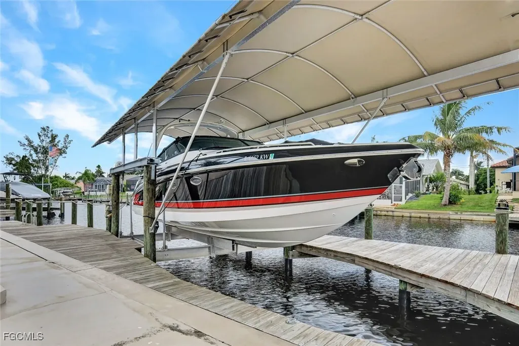 2310 SW 43rd Terrace Cape Coral FL 33914