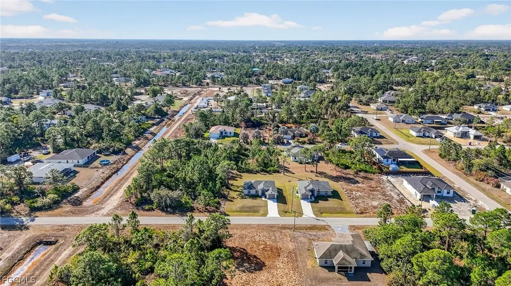 2907 38th Street W Lehigh Acres FL 33971