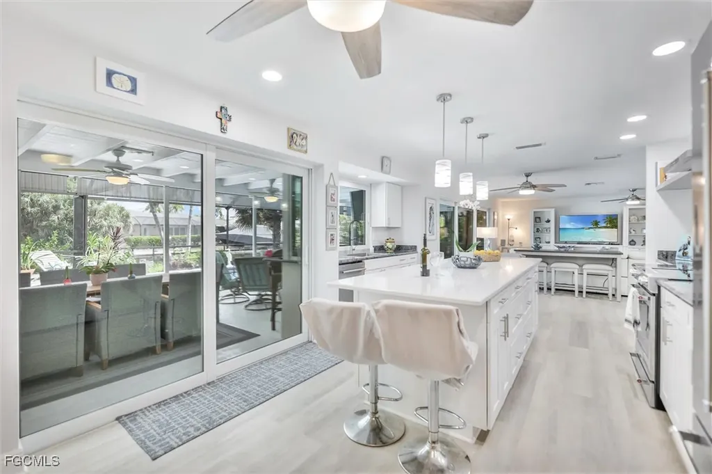 930 Lindgren Boulevard Sanibel FL 33957