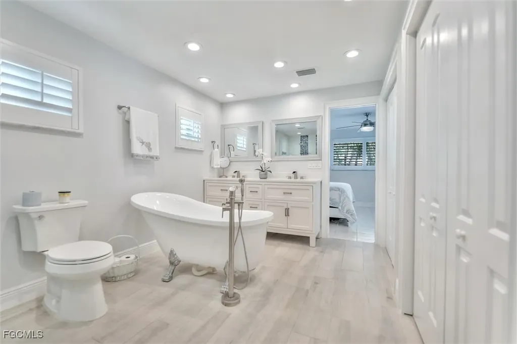 930 Lindgren Boulevard Sanibel FL 33957