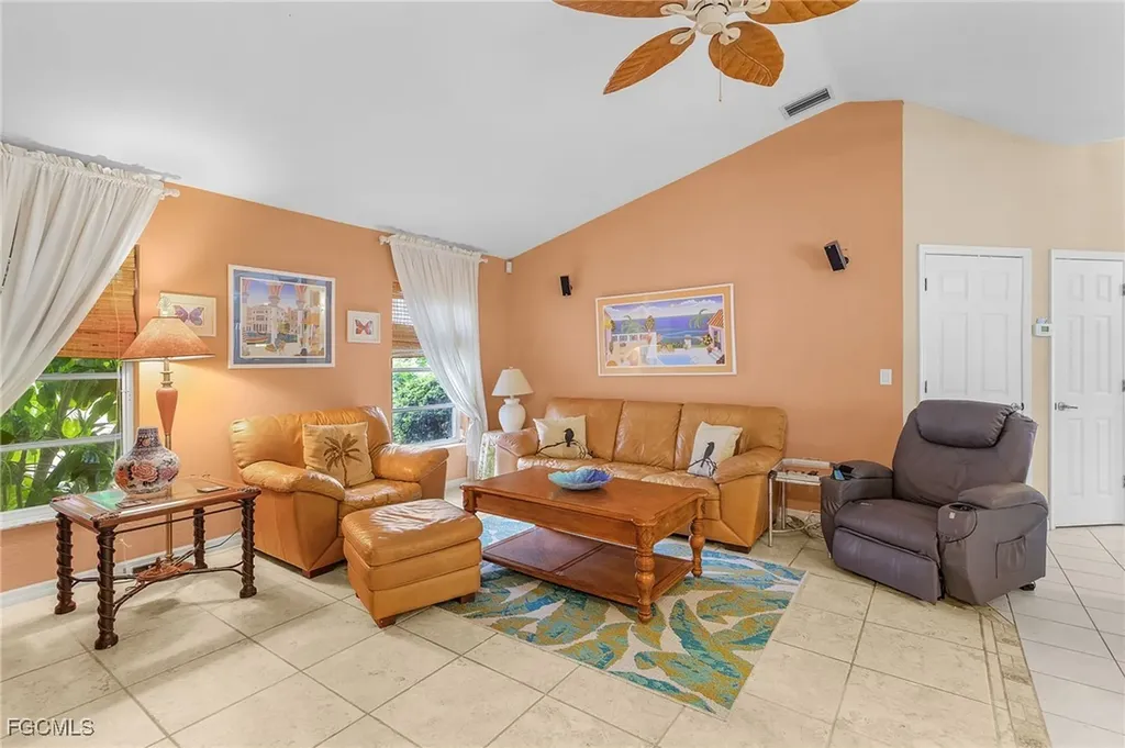 8549 S Lake Circle Fort Myers FL 33908