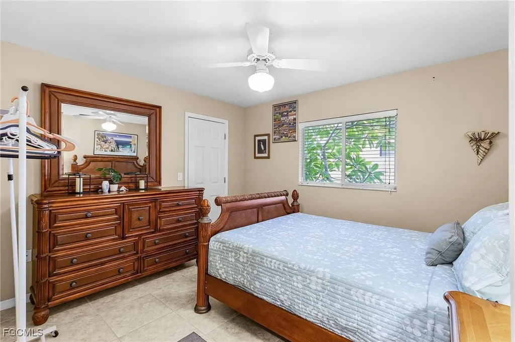 8549 S Lake Circle Fort Myers FL 33908