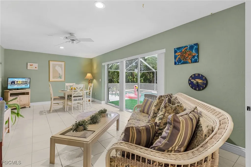 8549 S Lake Circle Fort Myers FL 33908