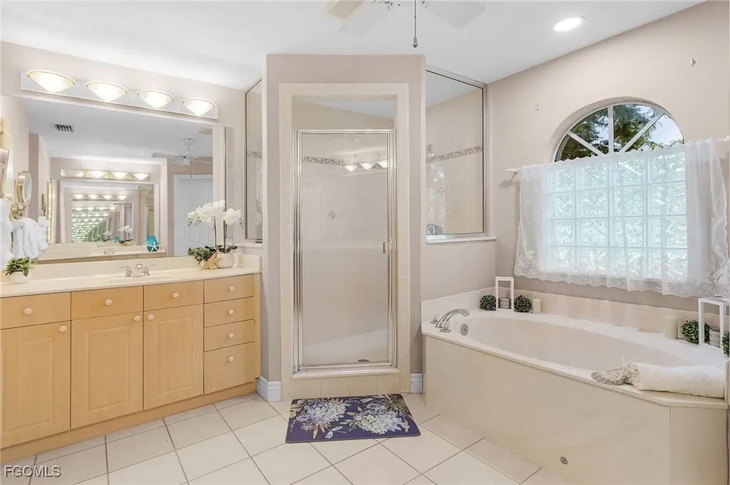 8549 S Lake Circle Fort Myers FL 33908