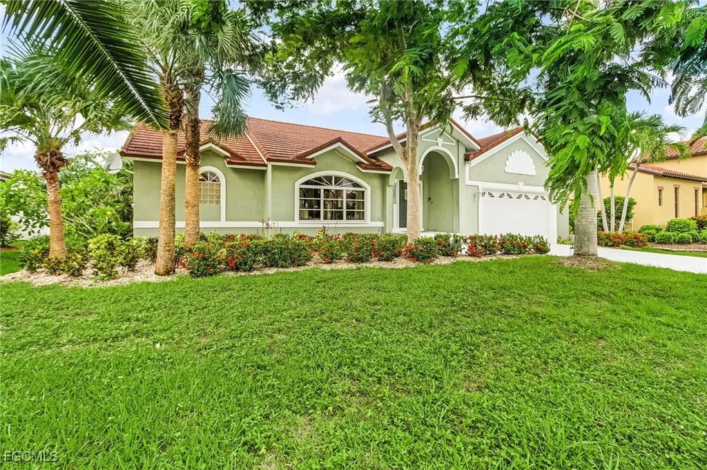 8549 S Lake Circle Fort Myers FL 33908