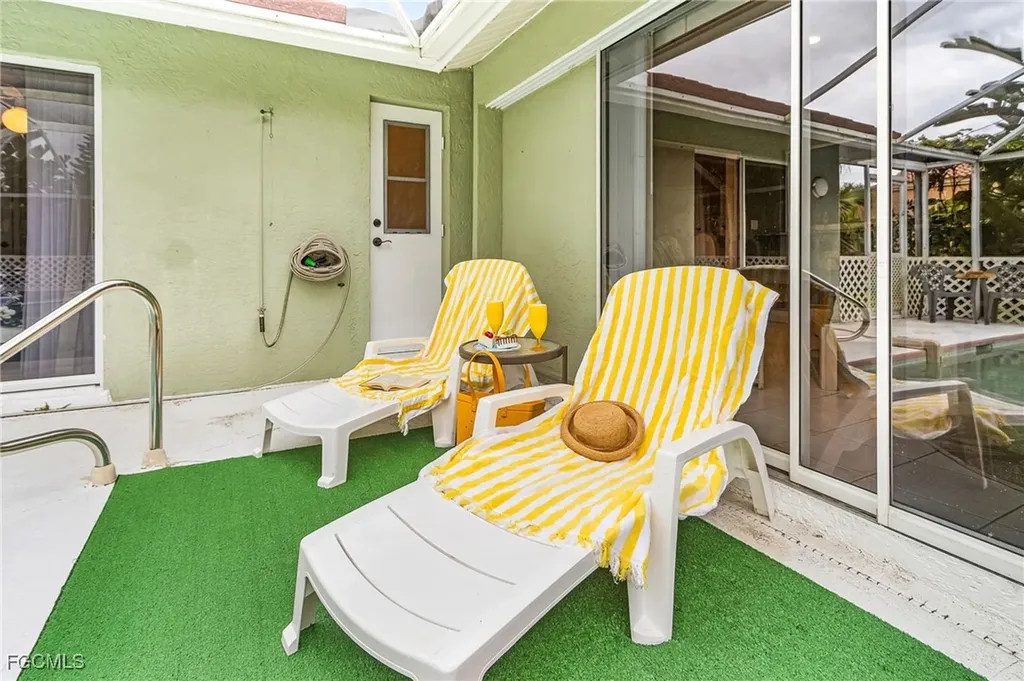 8549 S Lake Circle Fort Myers FL 33908