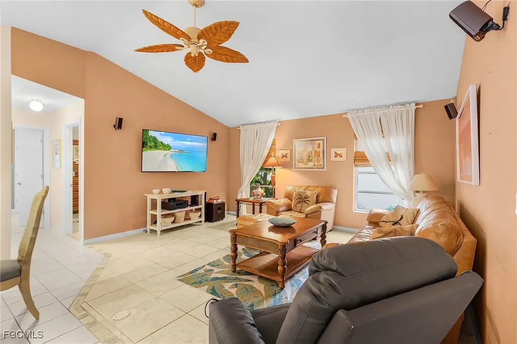 8549 S Lake Circle Fort Myers FL 33908
