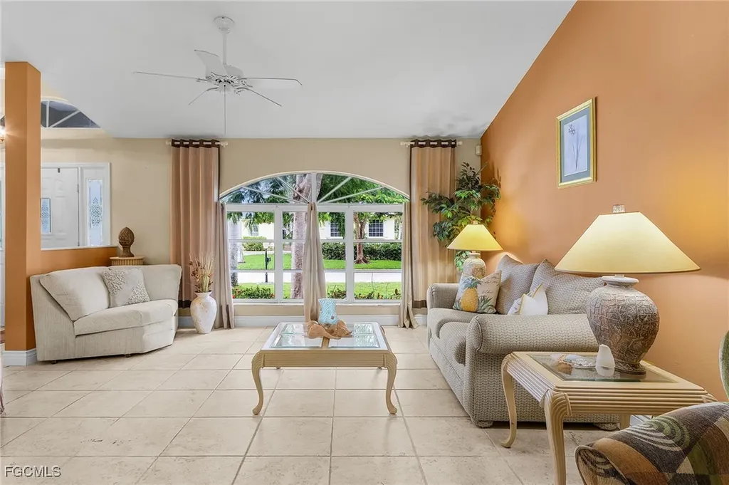 8549 S Lake Circle Fort Myers FL 33908