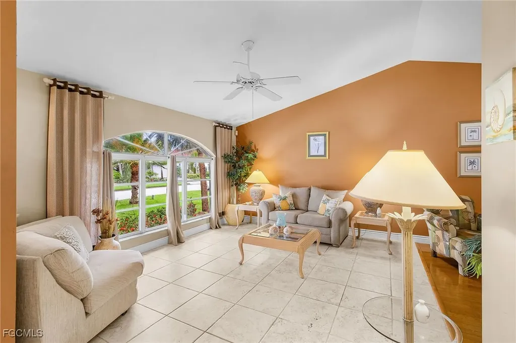 8549 S Lake Circle Fort Myers FL 33908