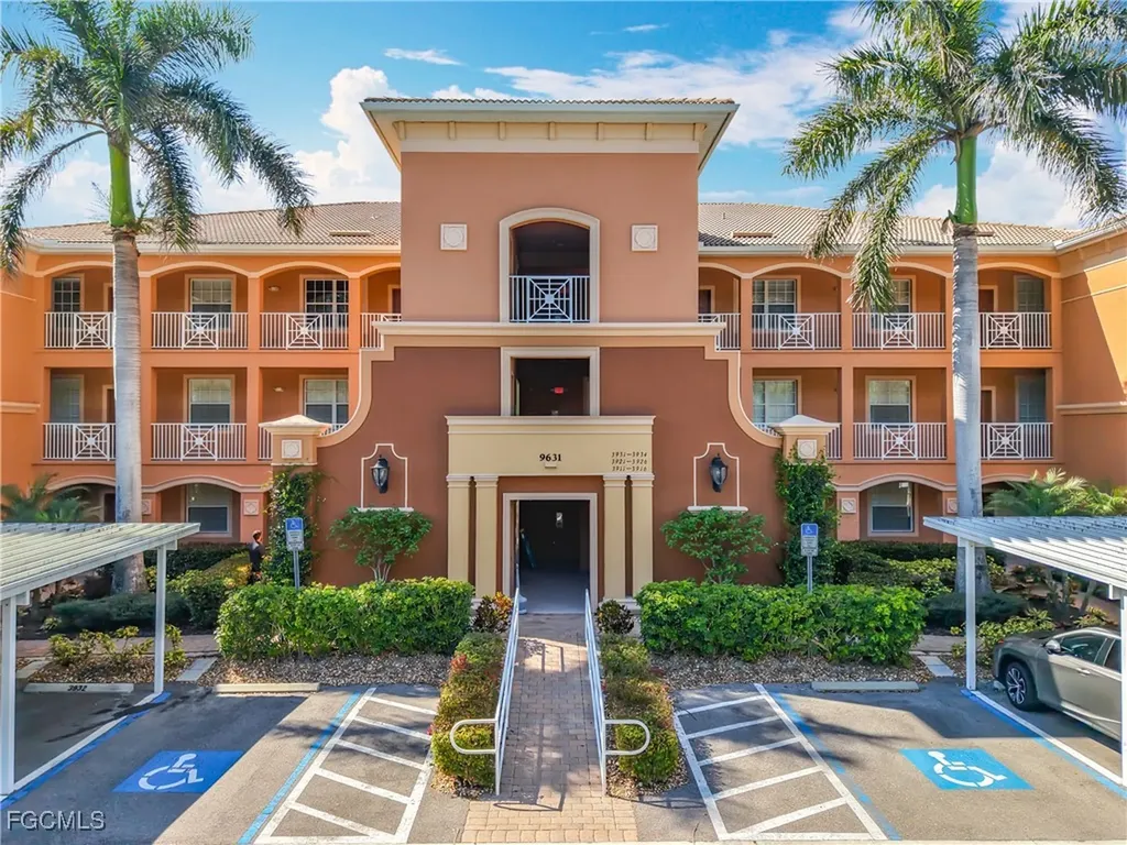 9631 Spanish Moss Way Bonita Springs FL 34135