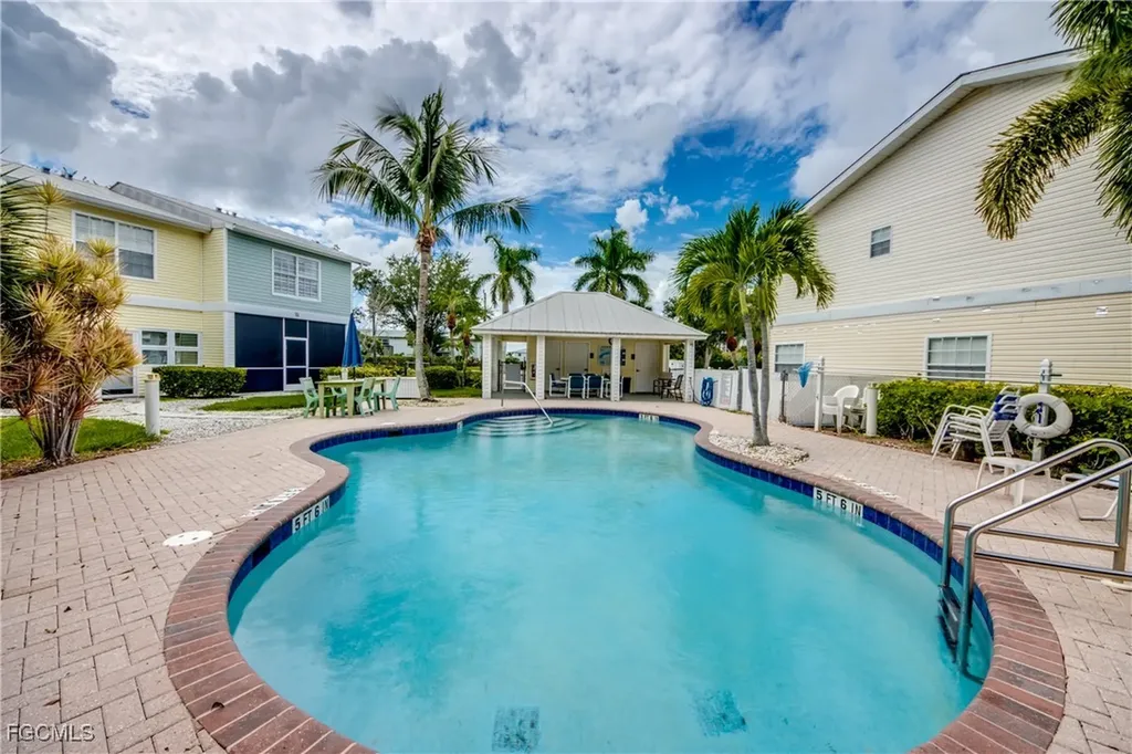 3347 N Key Drive North Fort Myers FL 33903