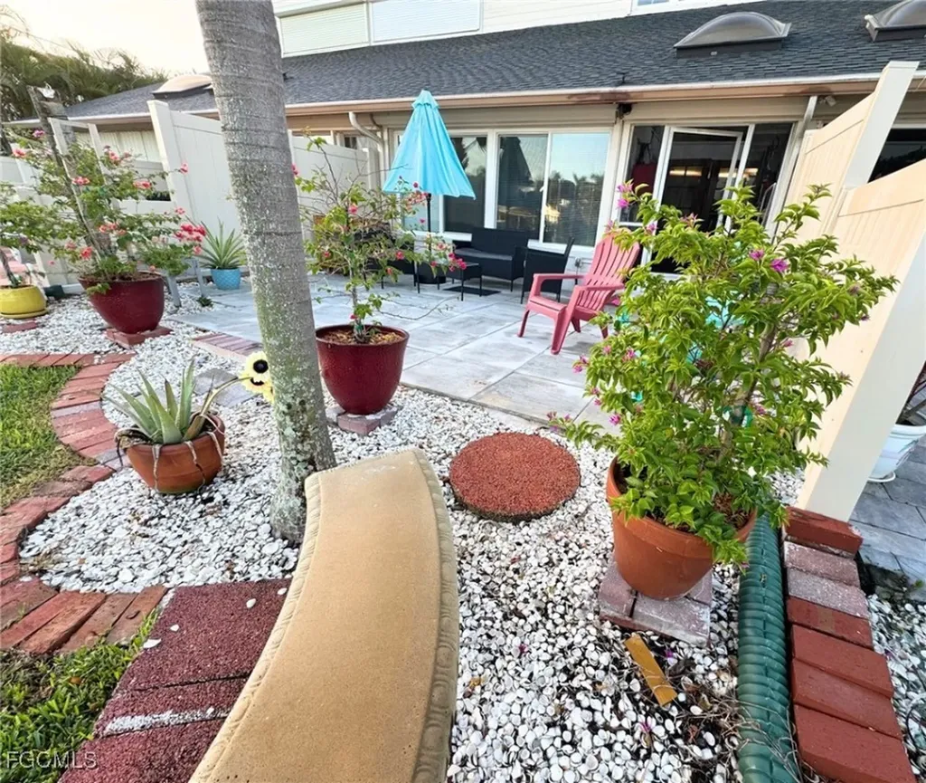 1715 SE 46th Lane Cape Coral FL 33904