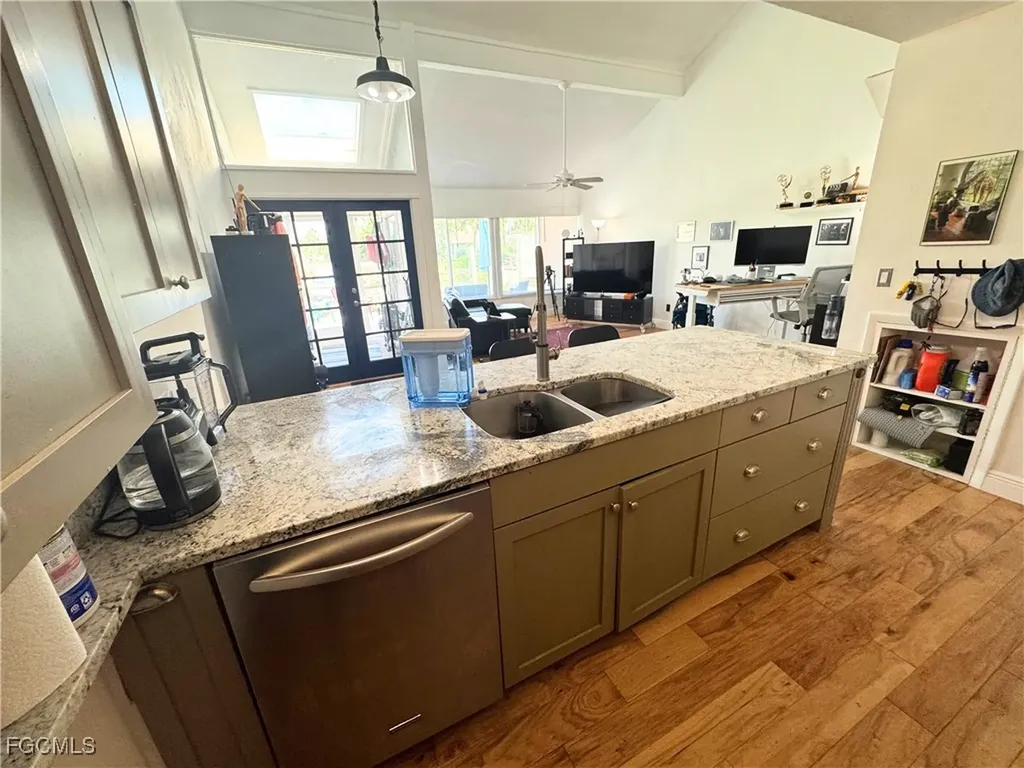 1715 SE 46th Lane Cape Coral FL 33904