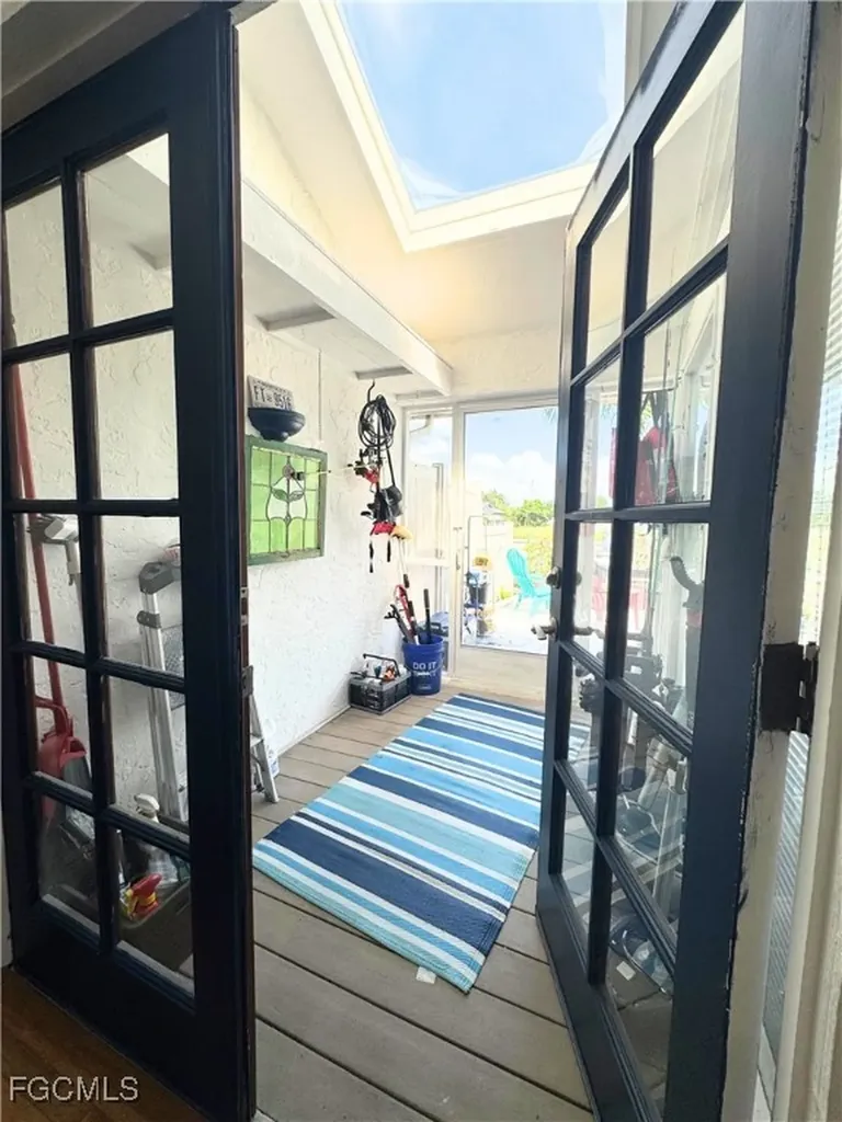 1715 SE 46th Lane Cape Coral FL 33904