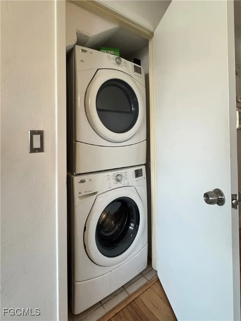 1715 SE 46th Lane Cape Coral FL 33904