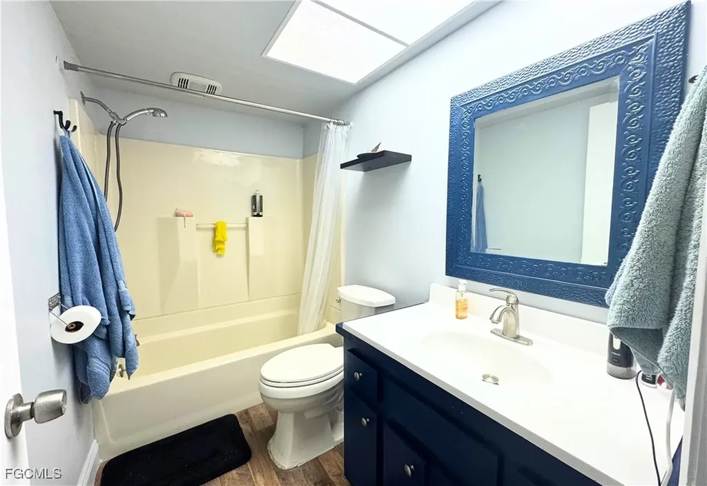 1715 SE 46th Lane Cape Coral FL 33904