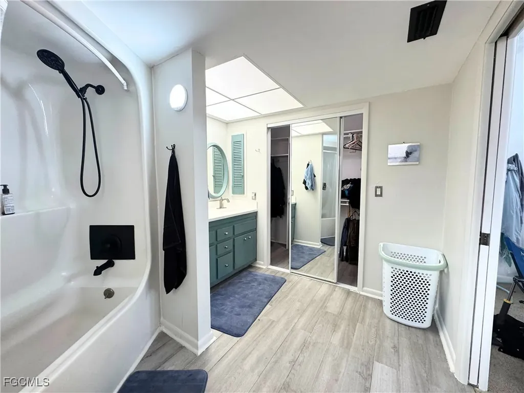 1715 SE 46th Lane Cape Coral FL 33904