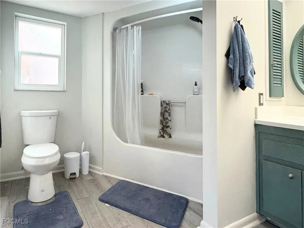 1715 SE 46th Lane Cape Coral FL 33904