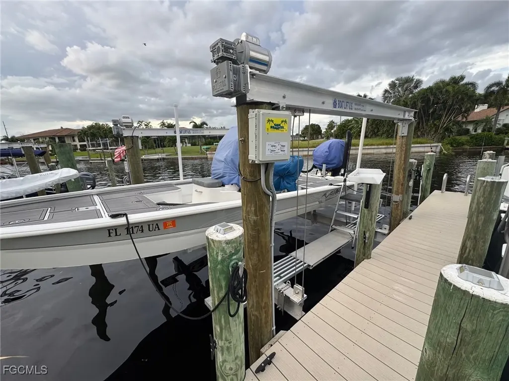 1715 SE 46th Lane Cape Coral FL 33904