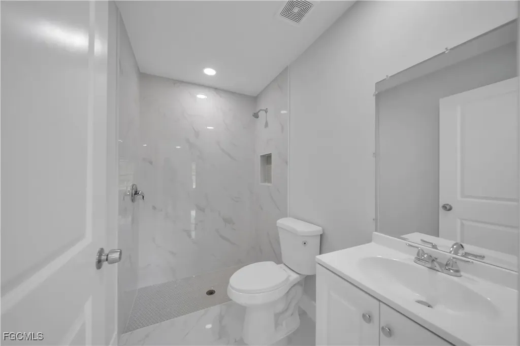 3302 39th Street W Lehigh Acres FL 33971